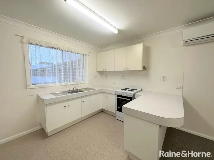 Fifth view of Homely unit listing, 2/47 Cox Avenue, Orange NSW 2800