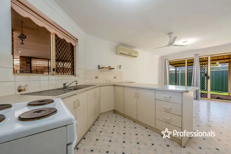 Fifth view of Homely house listing, 2/141 Railway Street, Bluff Point WA 6530