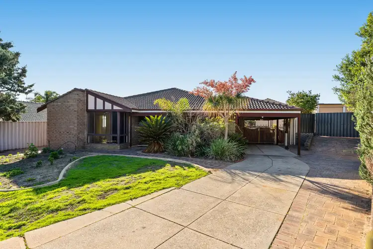 24 Berson Court, Lake Coogee WA 6166