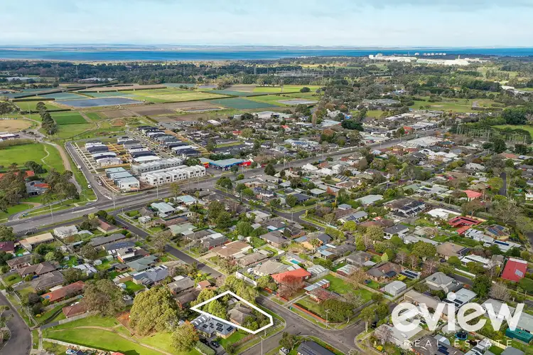Fifth view of Homely house listing, 2 Bettina Street, Tyabb VIC 3913