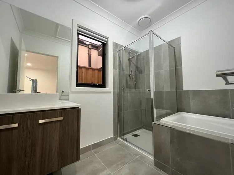 Fifth view of Homely house listing, 25 Coldstream Avenue, Werribee VIC 3030