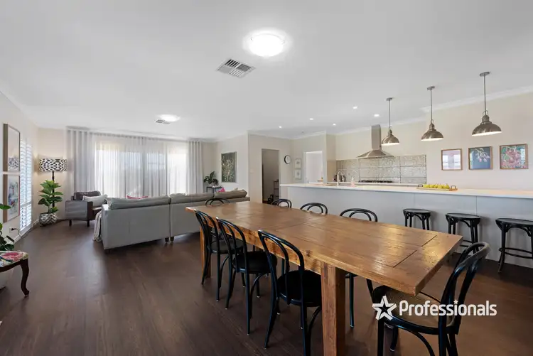 Second view of Homely house listing, 5 Dianthus Way, Strathalbyn WA 6530