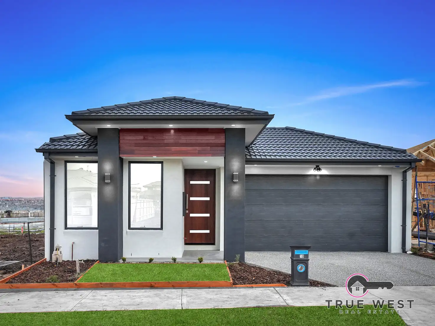 Main view of Homely house listing, 10 Wildlife Circuit, Fraser Rise VIC 3336