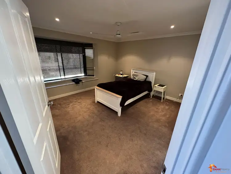 Sixth view of Homely house listing, 10 Rutherford Square, Orelia WA 6167