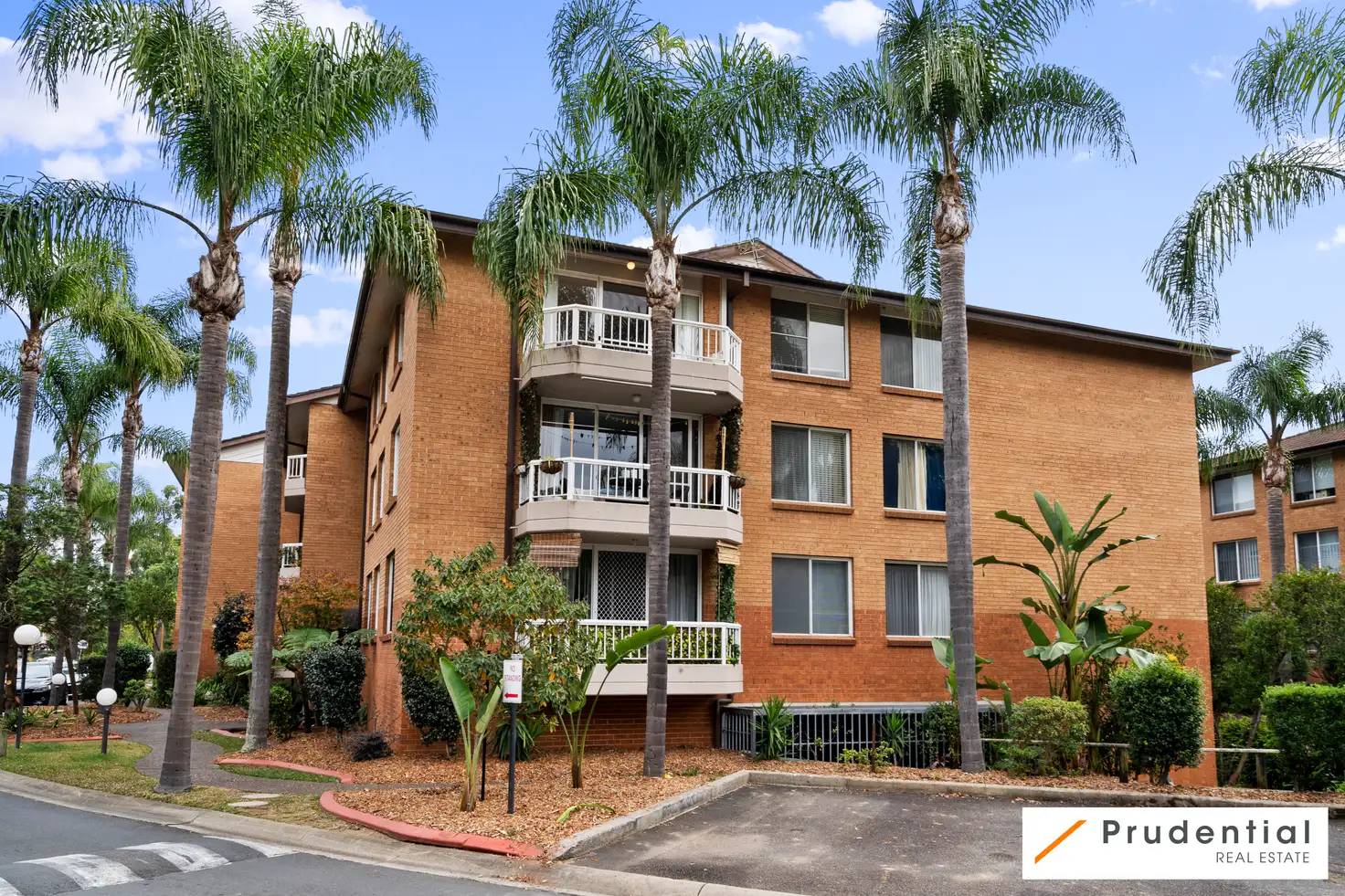 Main view of Homely unit listing, 21/2 Mead Drive, Chipping Norton NSW 2170