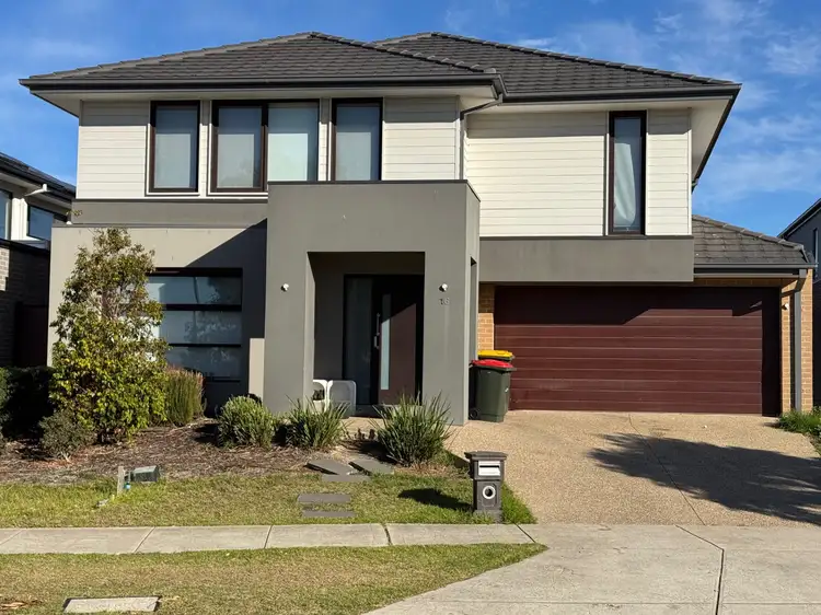 16 Rothbury Parkway, Williams Landing VIC 3027