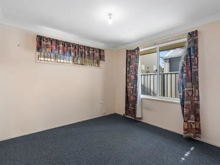 Fourth view of Homely villa listing, 7/11-13 Oaks Avenue, Long Jetty NSW 2261