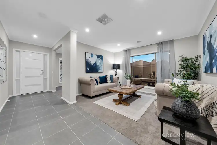 25 Abrus Circuit, Cranbourne North VIC 3977