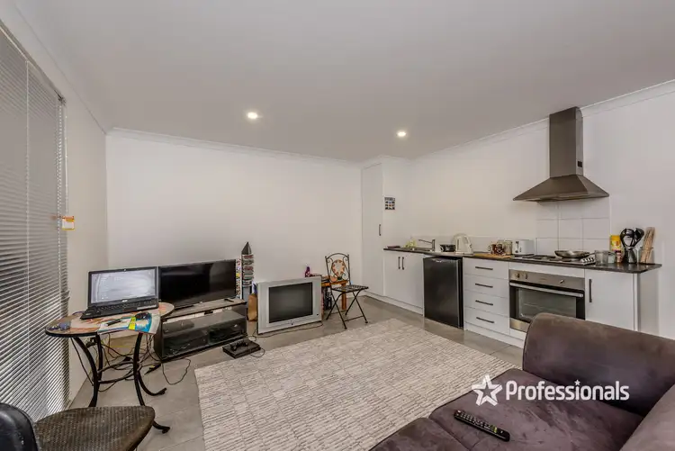 Fifth view of Homely house listing, 2/20 Nichols Street, Beresford WA 6530