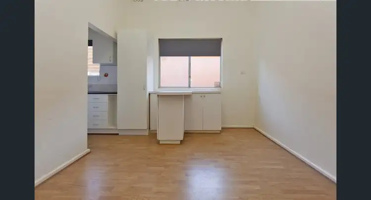 Second view of Homely house listing, 1/517 Crisp Street, Albury NSW 2640
