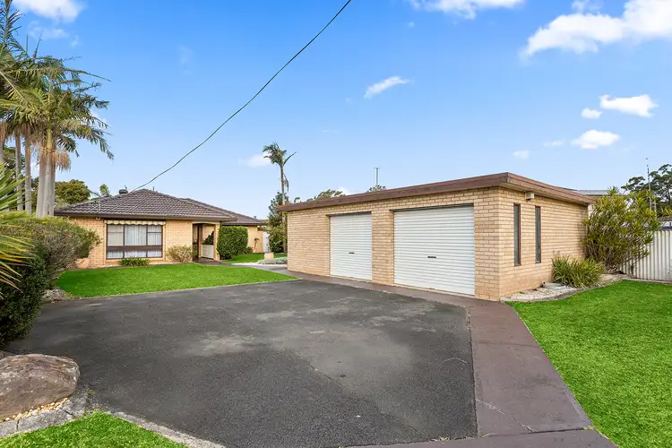 2 Boonerah Street, Albion Park Rail NSW 2527