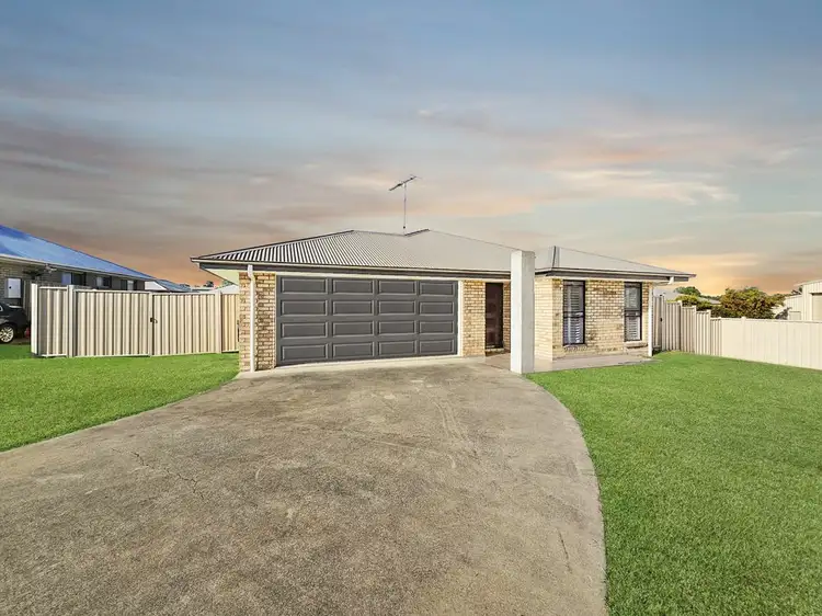 3 Clarke Close, Moura QLD 4718