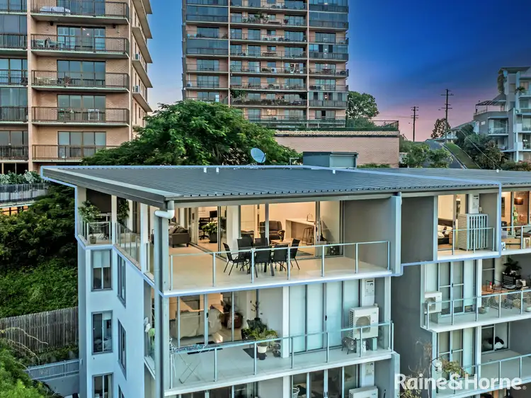 11/16 Kings Road, Taringa QLD 4068