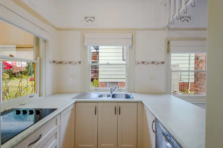 Fourth view of Homely house listing, 11 Acacia Avenue, Leura NSW 2780