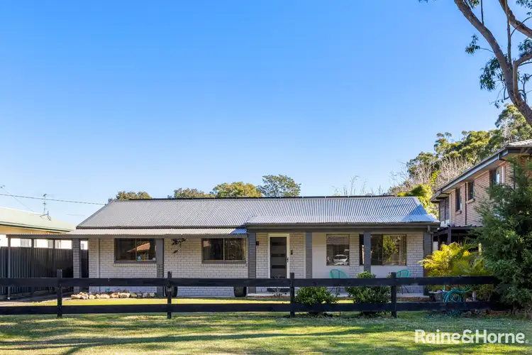 55 Wychewood Avenue, Mallabula NSW 2319