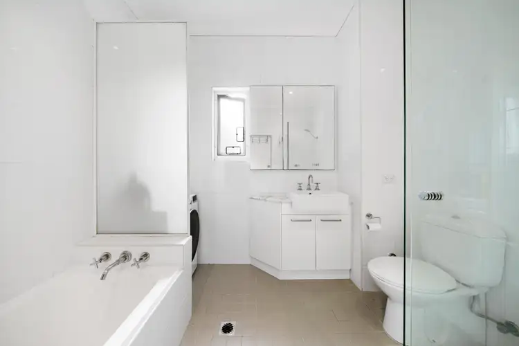 Fourth view of Homely apartment listing, 15/66 Ben Boyd Road, Neutral Bay NSW 2089