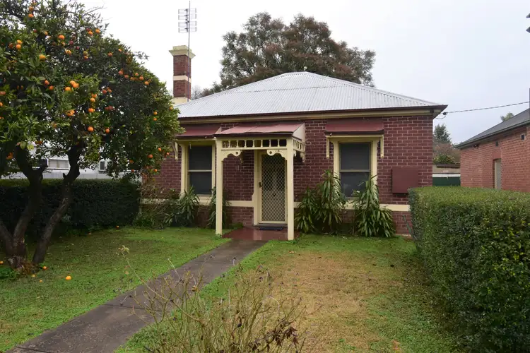24 Warne Street, Wellington NSW 2820