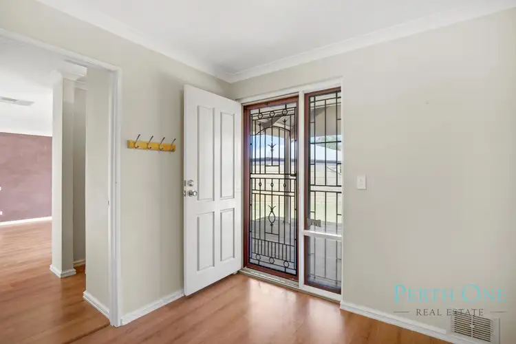 Second view of Homely house listing, 6 Touchell Retreat, Atwell WA 6164