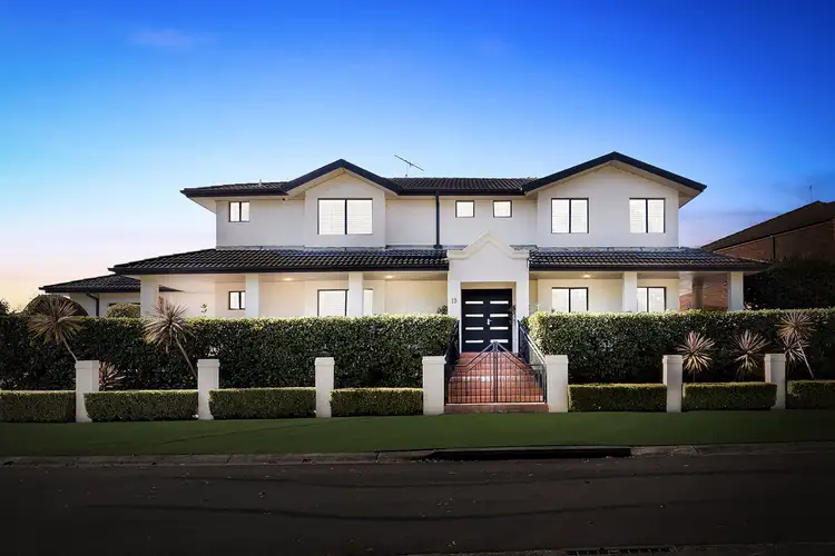 19 Kirkcaldy Circuit, Kellyville NSW 2155