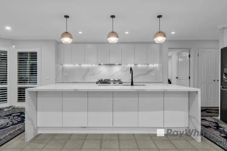 1 Hillston Court, Narre Warren South VIC 3805