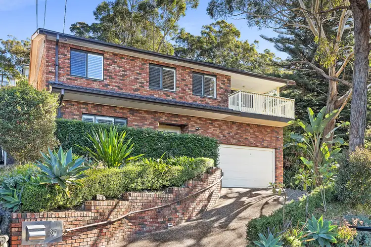 37 Cowan Street