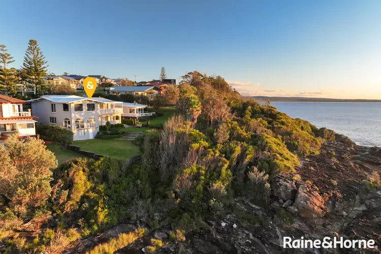 3 Cliff Avenue, Mollymook Beach NSW 2539