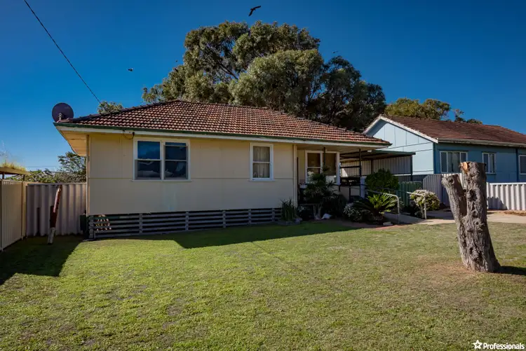35 Felicia Street, Rangeway WA 6530