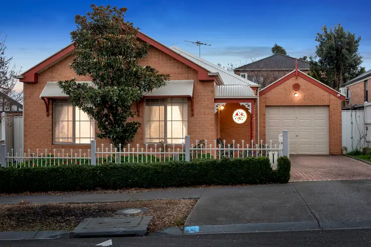 16 Garfield Way, Craigieburn VIC 3064