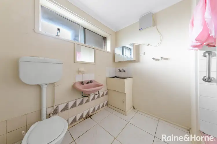 Seventh view of Homely unit listing, 2/3 Grant Street, St Albans VIC 3021