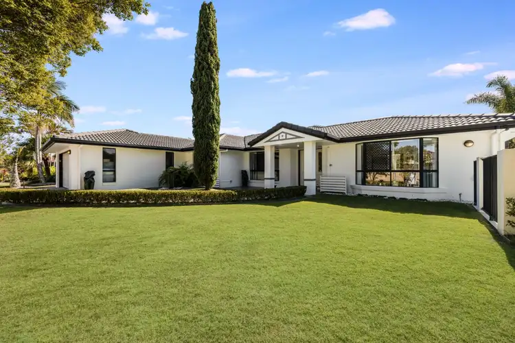 1 Lang Street, Pelican Waters QLD 4551