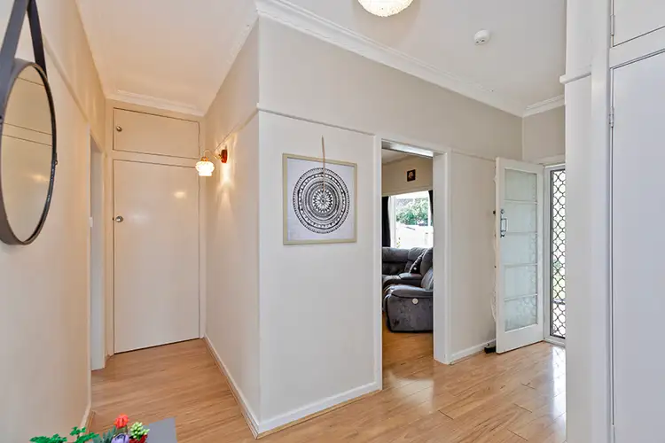 Fifth view of Homely house listing, 31 Levien Avenue, Tamworth NSW 2340