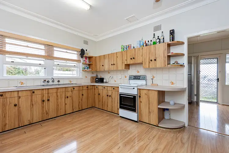 Seventh view of Homely house listing, 31 Levien Avenue, Tamworth NSW 2340
