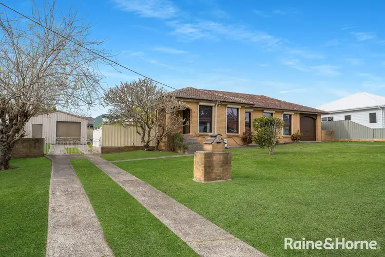 8 Osborne Street, Nowra NSW 2541