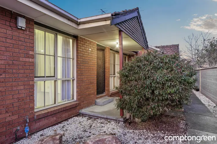 2/63 Edgar Street, Kingsville VIC 3012