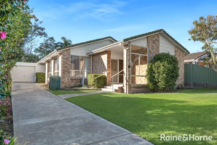 14 Pyree Street, Greenwell Point NSW 2540