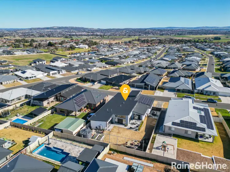 Second view of Homely house listing, 8 Dovey Drive, Kelso NSW 2795