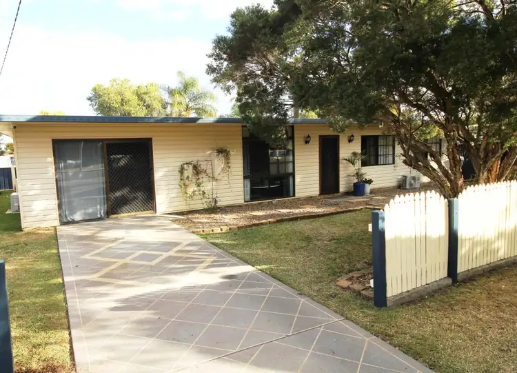 7 Roberta Street, Kingaroy QLD 4610