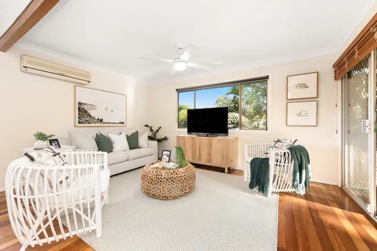 6 Hull Street, Carina QLD 4152