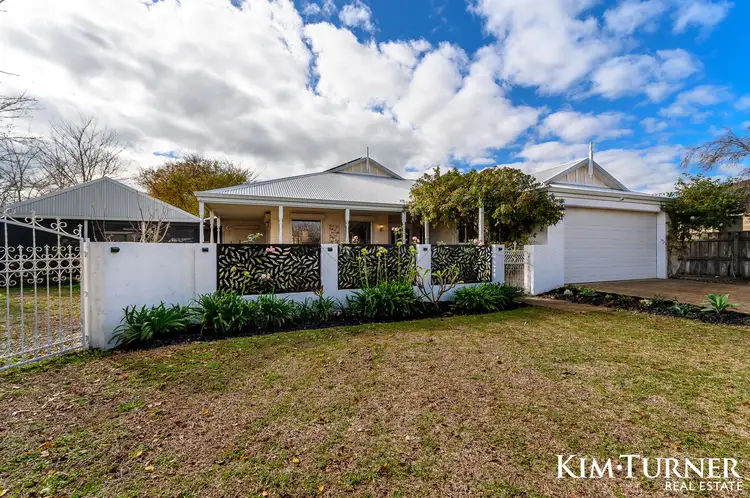 10 Rustle Nook, Pinjarra WA 6208