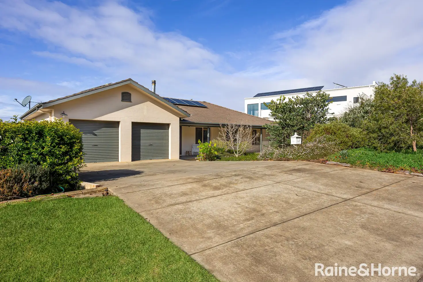 Main view of Homely house listing, 27 Andrews Avenue, Kooringal NSW 2650