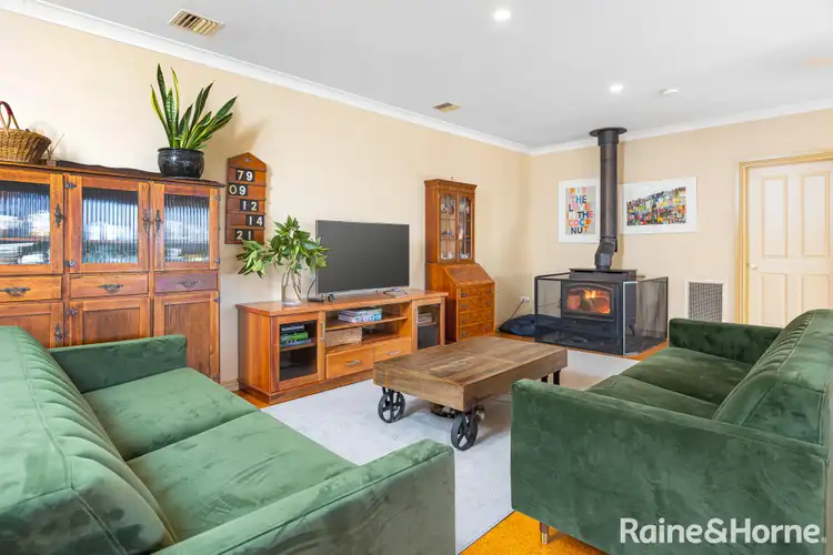 Fifth view of Homely house listing, 27 Andrews Avenue, Kooringal NSW 2650