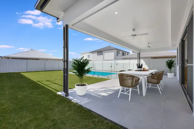 17 Coringa Avenue, Pelican Waters QLD 4551