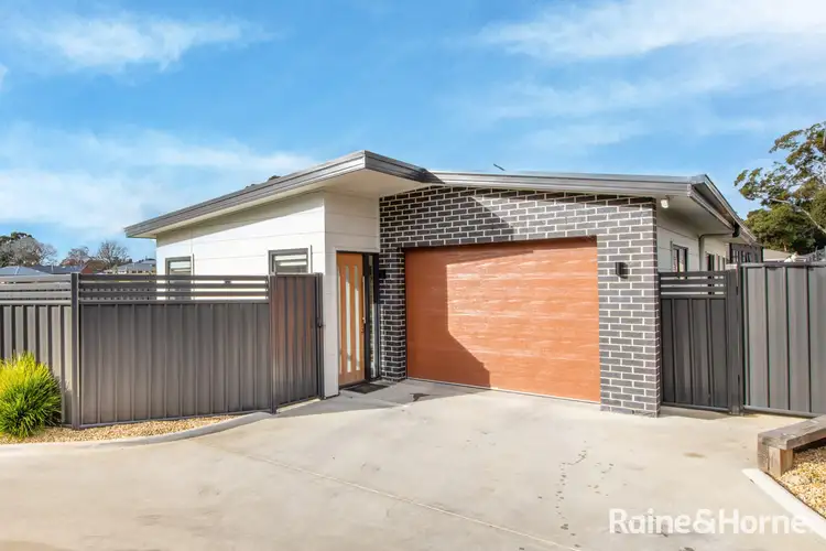 3/110 Apolline Drive, Kingston TAS 7050