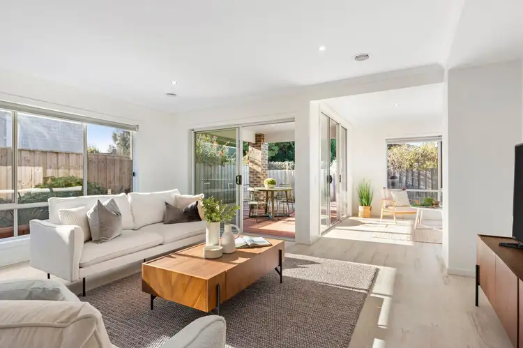 24 Point Boulevard, Point Lonsdale VIC 3225