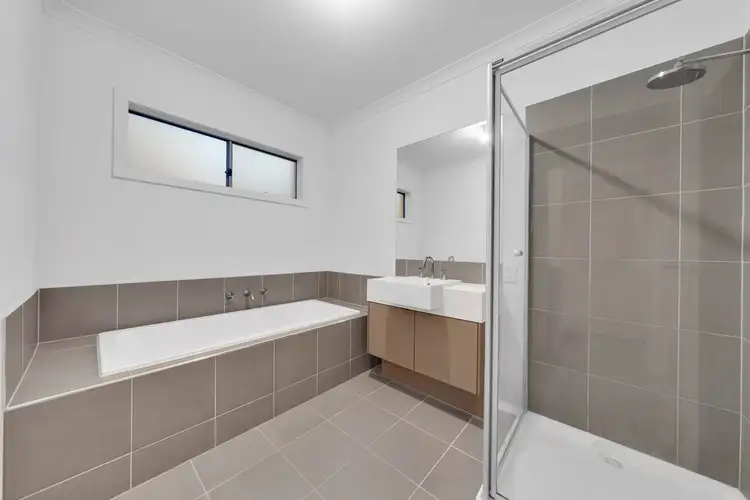 Sixth view of Homely house listing, 4 Karlson Way, Cranbourne North VIC 3977