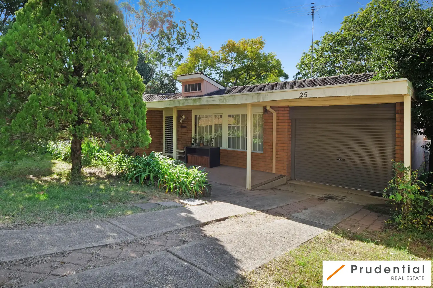 Main view of Homely house listing, 25 Lawn Avenue, Bradbury NSW 2560