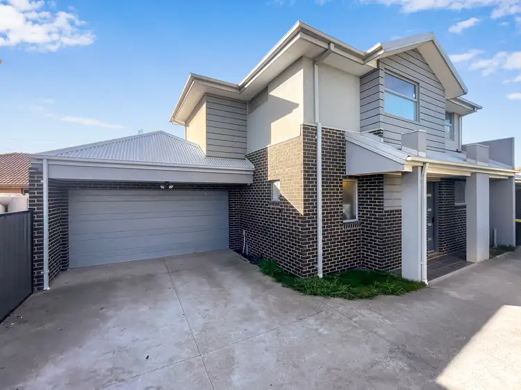 2/48 Freemans Road, Altona North VIC 3025