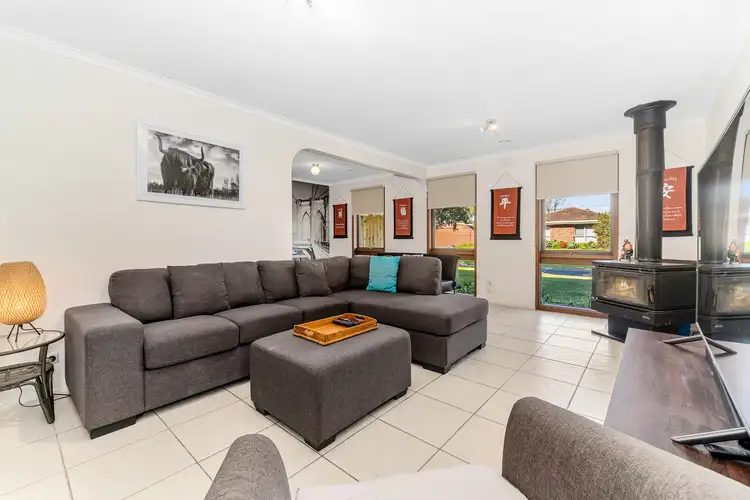 Second view of Homely house listing, 2 Tiga Crt, Tyabb VIC 3913