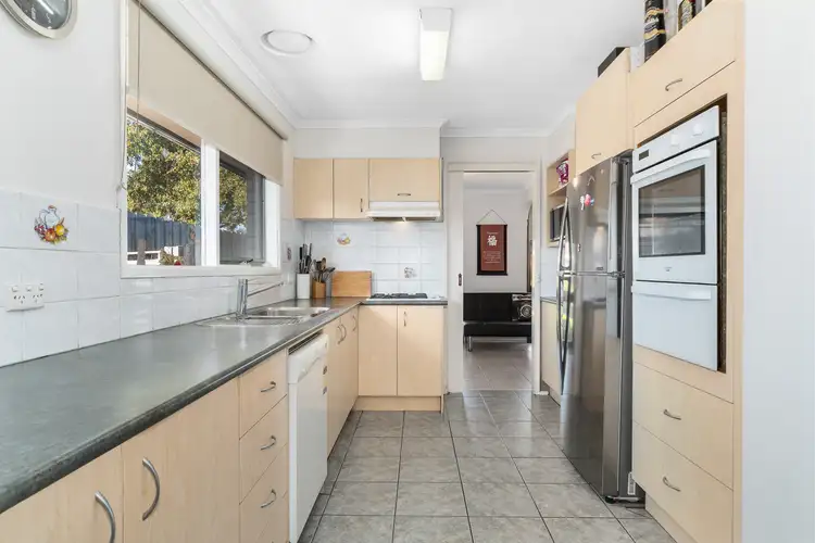 Fifth view of Homely house listing, 2 Tiga Crt, Tyabb VIC 3913