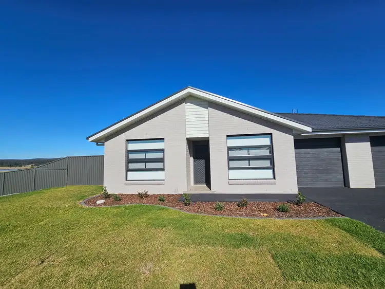 Main view of Homely semi-detached listing, 1/30 Corymbia Circuit, Heddon Greta NSW 2321